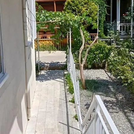 Hotel Sahil Sitelerinde Huzurlu Triplex 3+1 Kusadasi